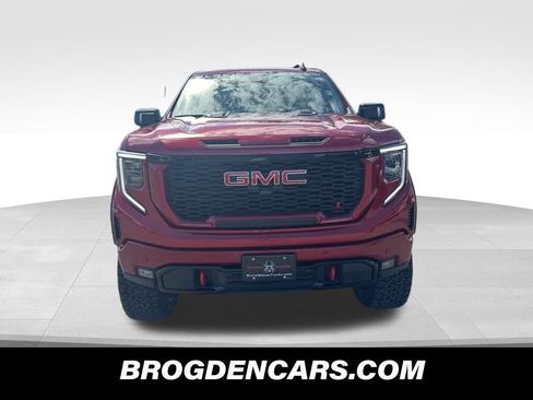 New 2024 GMC Sierra 1500 AT4 w/ Technology Package image 8