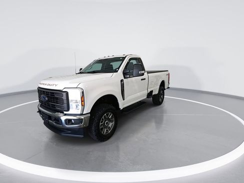 Used 2024 Ford F250 XL w/ Snow Plow/Camper Package AWD/4WD image 3