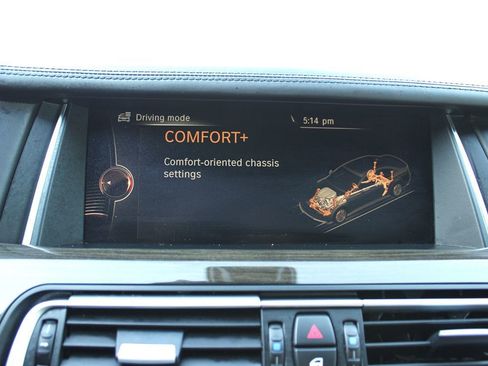 Used 2015 BMW 750Li image 25