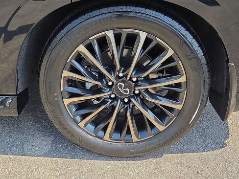 Used 2026 INFINITI QX80 Autograph AWD/4WD image 11