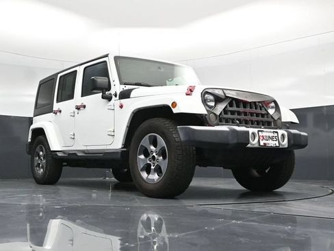 Used 2016 Jeep Wrangler Unlimited Sahara w/ Trailer Tow Group AWD/4WD image 53