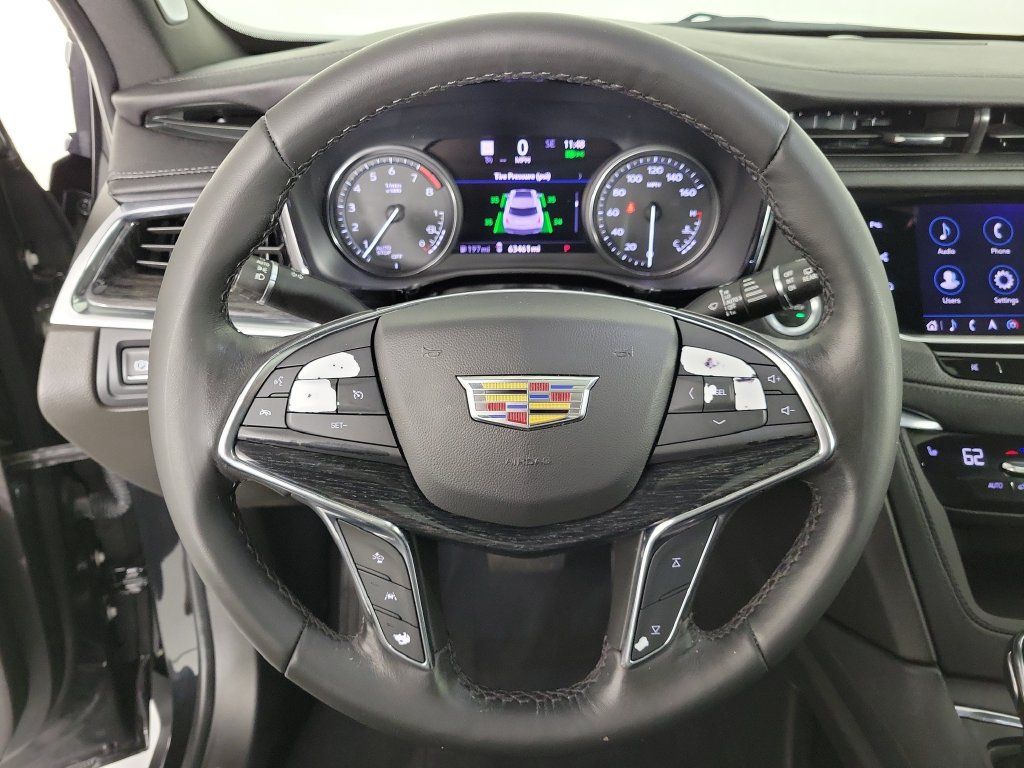Used 2023 Cadillac XT5 Premium Luxury w/ Technology Package FWD image 22