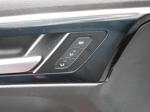 Used 2022 Mitsubishi Outlander SEL image 13