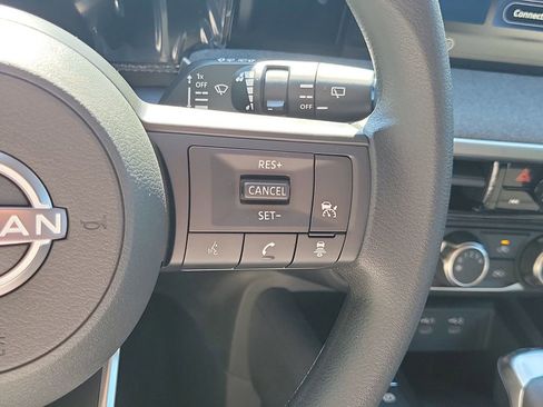 New 2026 Nissan Kicks S image 31