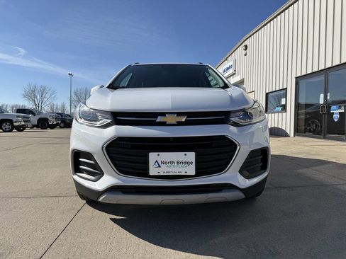 Used 2018 Chevrolet Trax LT w/ LT Convenience Package image 23