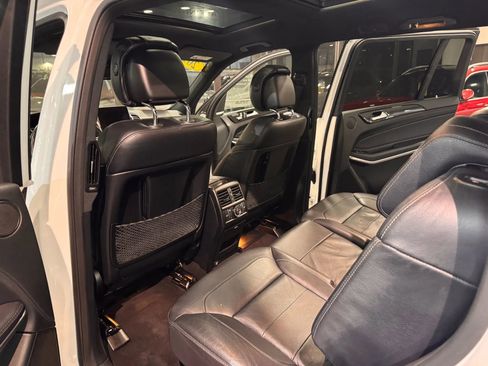 Used 2018 Mercedes-Benz GLS 550 4MATIC w/ Driver Assistance Package image 20