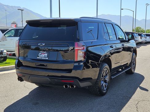 Used 2024 Chevrolet Tahoe Z71 w/ Z71 Off-Road Package AWD/4WD image 3