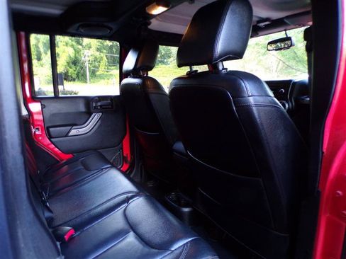 Used 2013 Jeep Wrangler Unlimited Sport AWD/4WD image 23