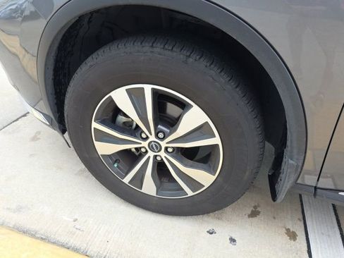 Used 2024 Nissan Murano SV image 10