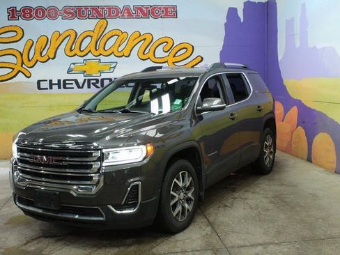 Used 2020 GMC Acadia SLE image 2