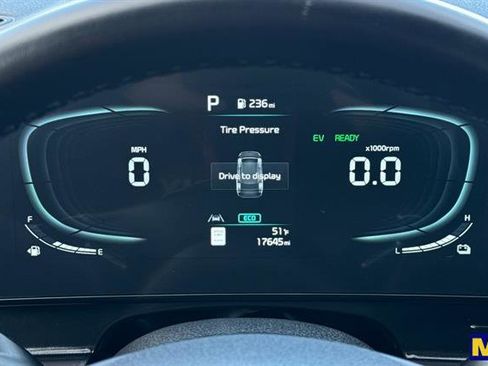 Used 2025 Kia Sportage EX w/ EX Premium Package image 31