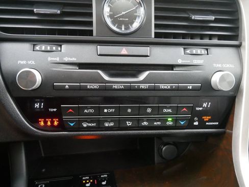 Used 2019 Lexus RX 350 AWD w/ Navigation Package image 20