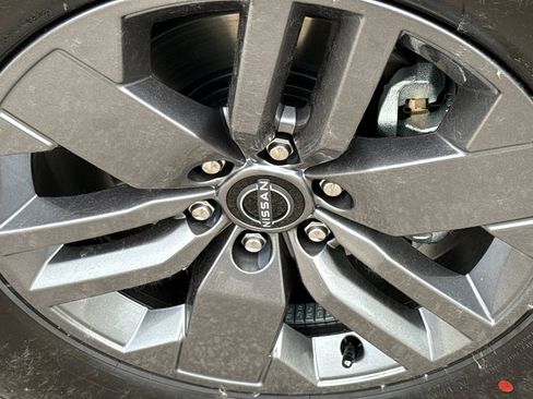 New 2026 Nissan Frontier SV AWD/4WD image 10