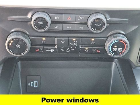 New 2026 Ford F250 XLT w/ XLT Premium Package AWD/4WD image 16