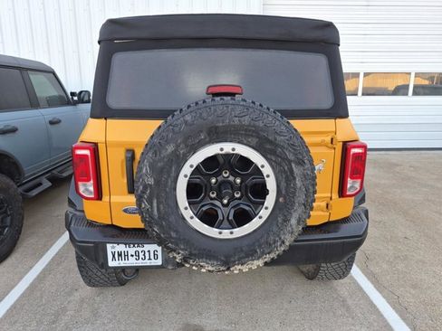 Used 2022 Ford Bronco Black Diamond w/ Sasquatch Package image 4