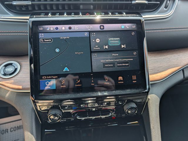 Used 2022 Jeep Grand Cherokee L Summit w/ Advanced Protech Group IV AWD/4WD image 18