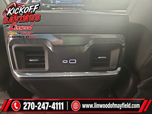 Used 2023 GMC Sierra 1500 SLT w/ SLT Premium Package AWD/4WD image 16
