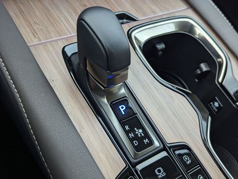 Certified 2025 Lexus RX 350 w/ Luxury Package image 16