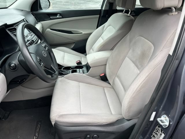 Used 2016 Hyundai Tucson SE w/ Option Group 02 FWD image 9