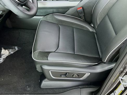 New 2026 RAM 1500 Laramie w/ Sport Appearance Package AWD/4WD image 27
