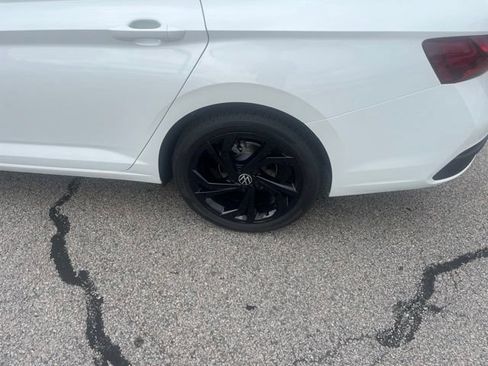 New 2026 Volkswagen Jetta SE FWD image 6