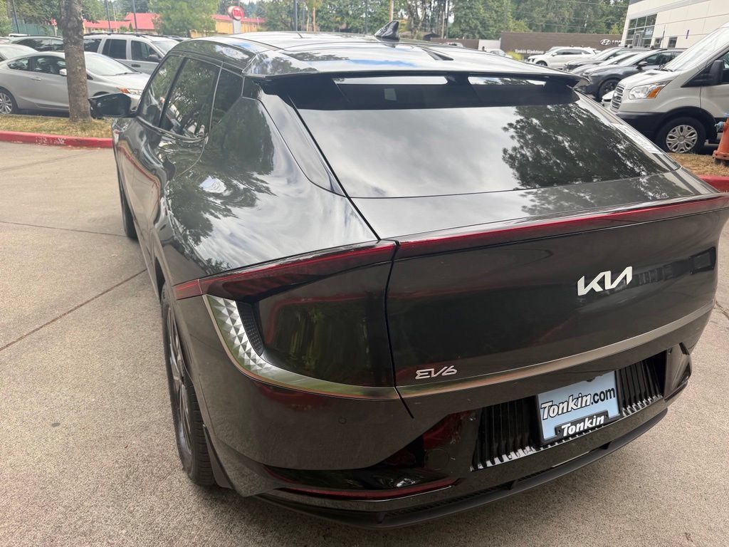 Used 2024 Kia EV6 Wind RWD image 6