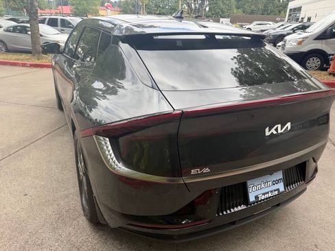 Certified 2024 Kia EV6 Wind RWD image 6