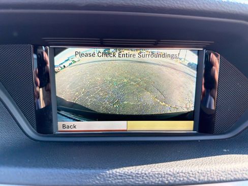 Used 2012 Mercedes-Benz E 350 4MATIC Sedan image 21