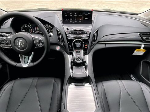 Used 2024 Acura RDX SH-AWD image 2