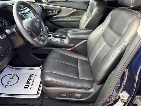 Used 2023 Nissan Murano SV image 18