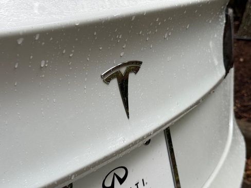 Used 2023 Tesla Model 3 Standard Range RWD image 7