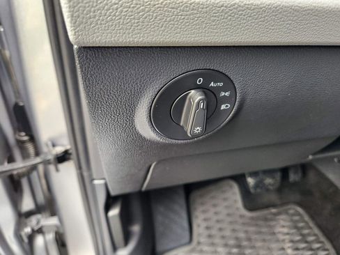 Certified 2024 Volkswagen Taos S image 28