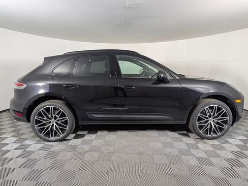New 2026 Porsche Macan image 8