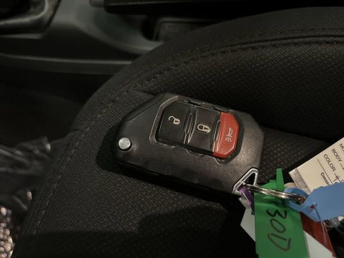 Used 2020 Jeep Wrangler Unlimited Sport S image 25