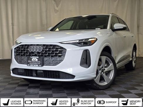 New 2025 Audi Q5 Premium Plus image 1