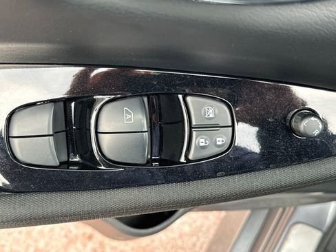 Used 2024 Nissan Leaf SV Plus image 12