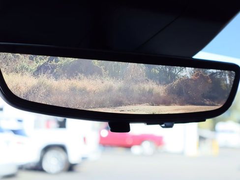 Used 2021 Cadillac Escalade Premium Luxury w/ Performance Package image 15