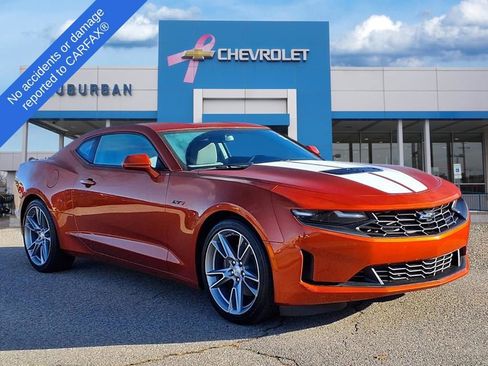 Used 2023 Chevrolet Camaro LT image 3