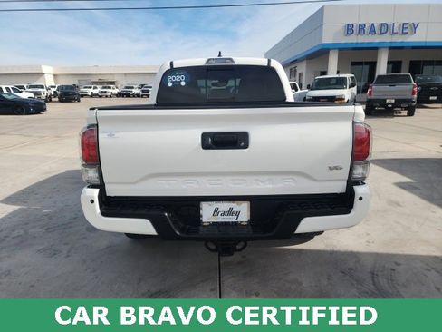 Used 2020 Toyota Tacoma TRD Sport image 5