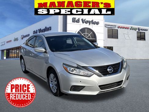 Used 2017 Nissan Altima 2.5 S w/ Power Driver Seat Package image 1
