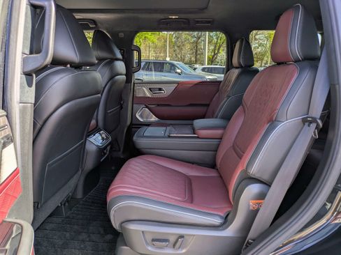 Used 2025 INFINITI QX80 Autograph AWD/4WD image 18
