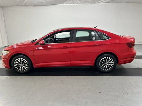Used 2019 Volkswagen Jetta SE FWD image 6