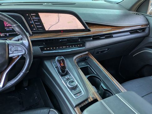 Used 2021 Cadillac Escalade Premium Luxury w/ Driver Assist Tech Package AWD/4WD image 9