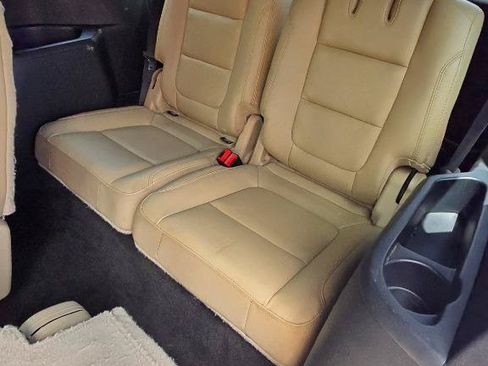 Used 2017 Ford Explorer Limited w/ Equipment Group 301A FWD image 19