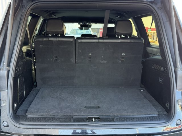 Used 2024 Jeep Wagoneer L Series II w/ Flexible Seating Group AWD/4WD image 32
