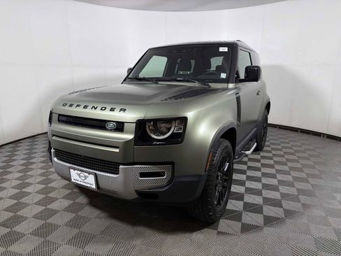 Used 2023 Land Rover Defender 90 S image 3