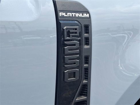 New 2025 Ford F250 Platinum image 20