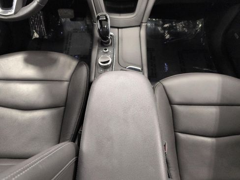 Used 2025 Cadillac XT6 Premium Luxury w/ Technology Package AWD/4WD image 16