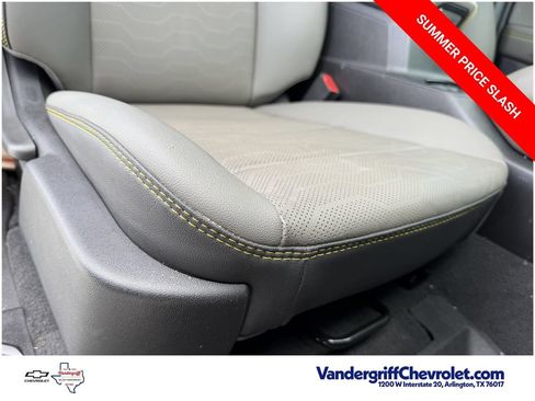 Used 2026 Chevrolet Colorado ZR2 w/ Technology Package AWD/4WD image 26