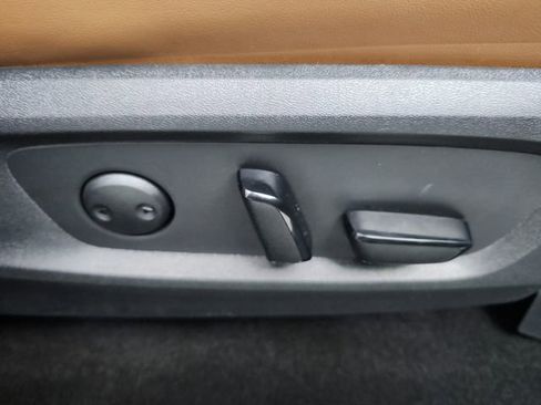 Used 2023 Nissan Pathfinder Platinum w/ Black Appearance Package image 51